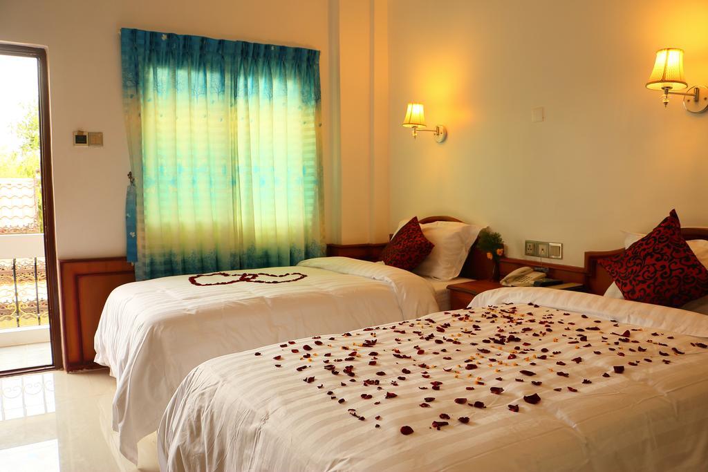 Mandalay White House Hotel Zimmer foto